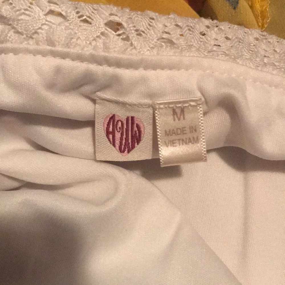 Dress - Picture 5 of 5